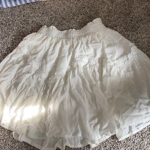 White floral flowy skirt!